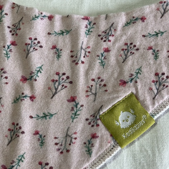 Kea Babies bandana bibs bundle - Picture 3 of 4